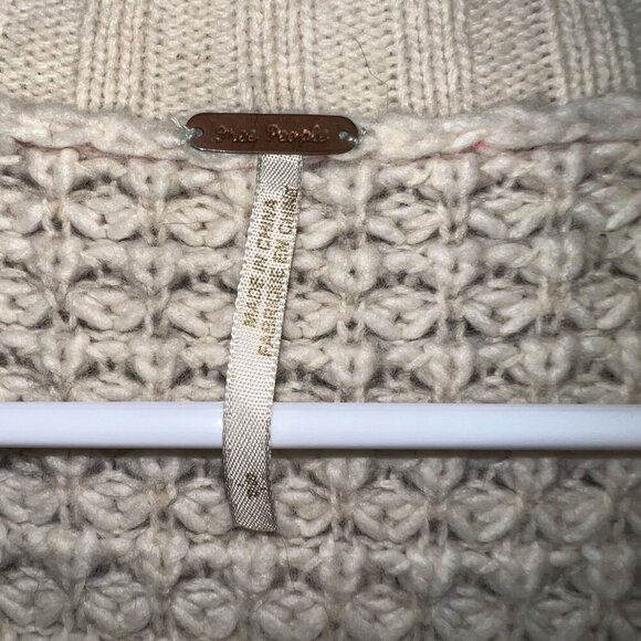 Free People Zip-Up Sweater with Color Block Zipper Pockets Size S - Picture 3 of 5